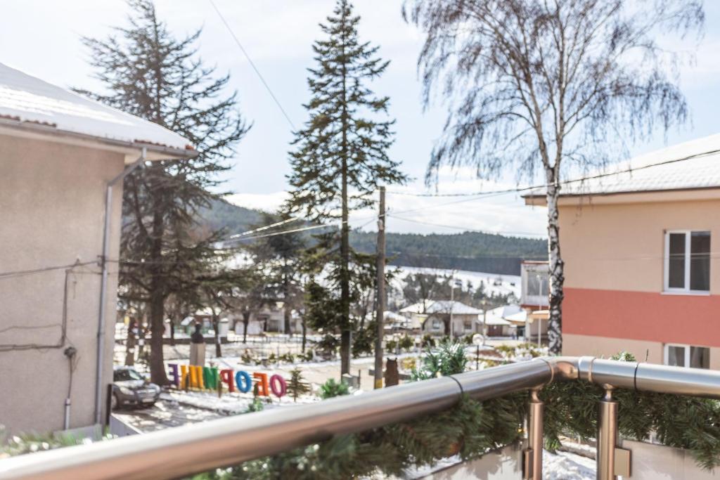 Къща за гости с джакузи в село Оборище